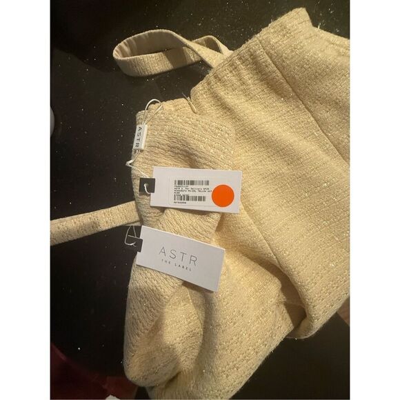 ASTR KIONA TWEED BOW TOP YELLOW & Mini Skirt set In Yellow size S NWT - Picture 7 of 7